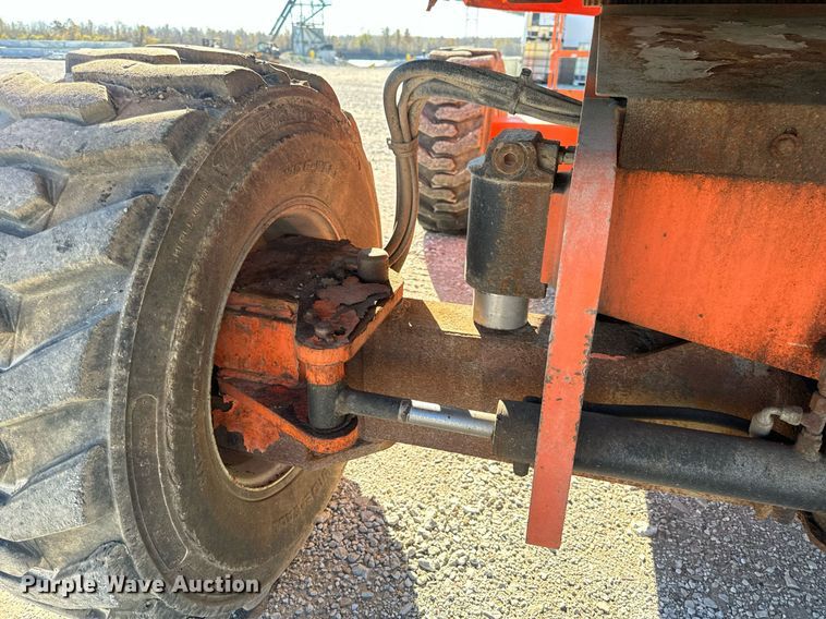 image for item EH7260 2007 JLG 600S boom lift