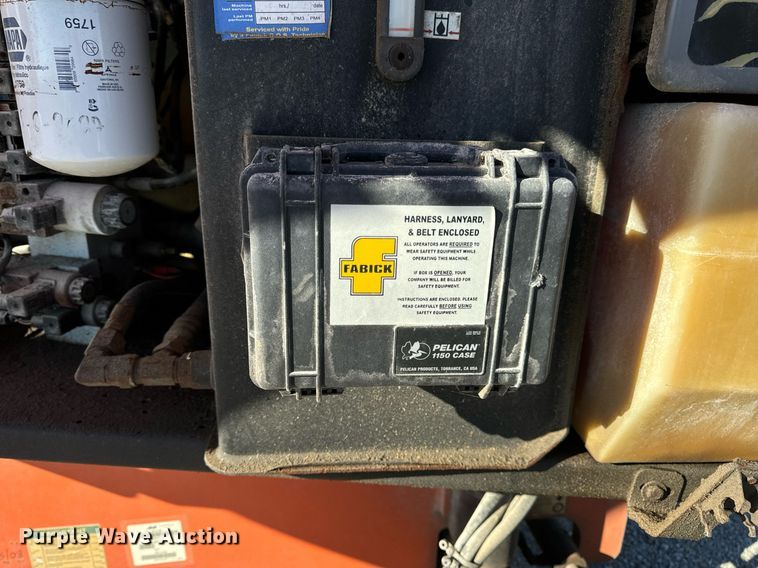 image for item EH7260 2007 JLG 600S boom lift