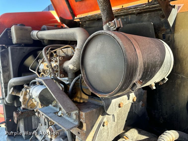 image for item EH7260 2007 JLG 600S boom lift