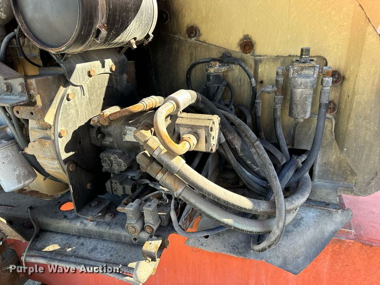 image for item EH7260 2007 JLG 600S boom lift