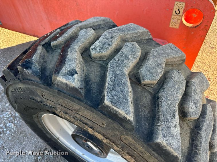 image for item EH7260 2007 JLG 600S boom lift