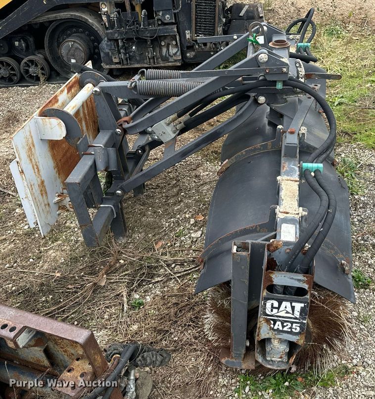 image for item EH7292 Caterpillar  BA25 broom