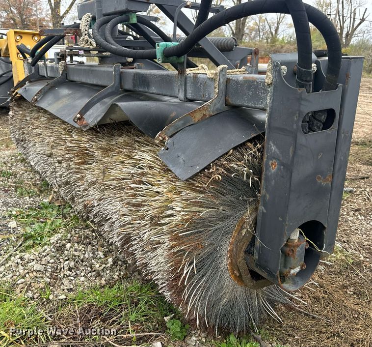 image for item EH7292 Caterpillar  BA25 broom