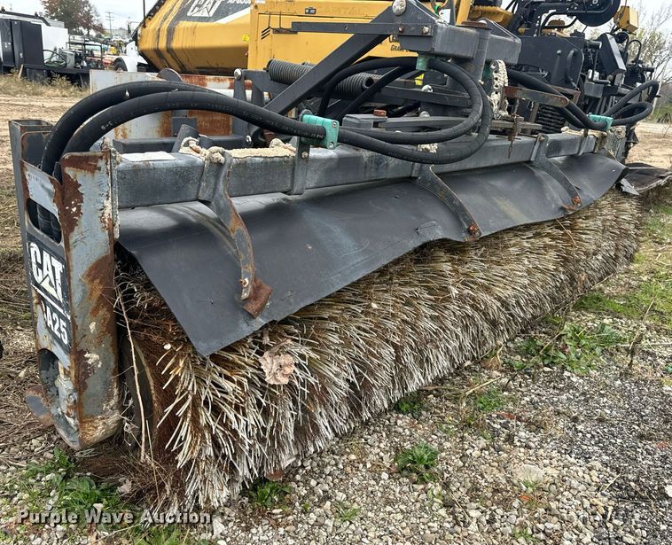 image for item EH7292 Caterpillar  BA25 broom