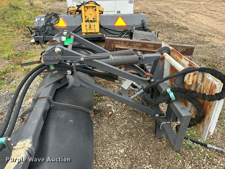 image for item EH7292 Caterpillar  BA25 broom