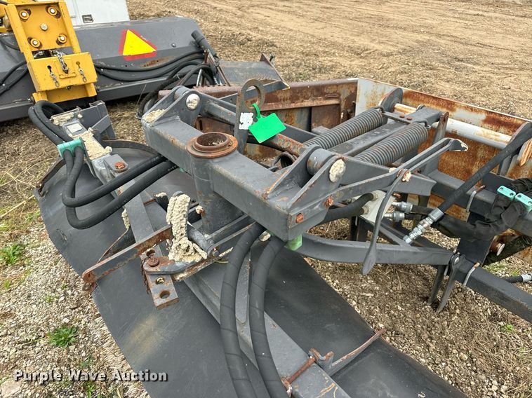 image for item EH7292 Caterpillar  BA25 broom