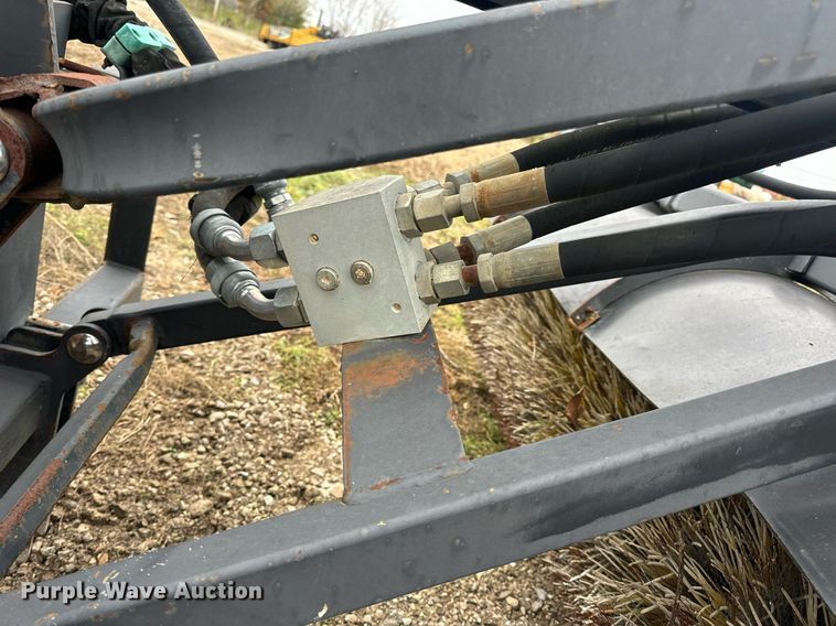 image for item EH7292 Caterpillar  BA25 broom