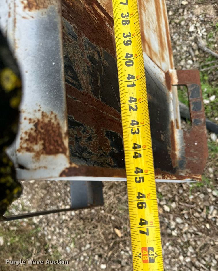 image for item EH7292 Caterpillar  BA25 broom