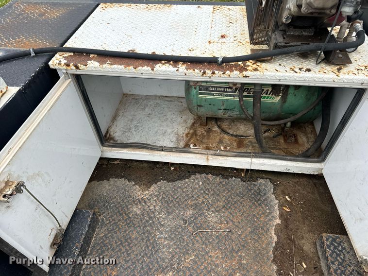 image for item EH7296 Dakota Bodies Inc. 108-SB utility bed