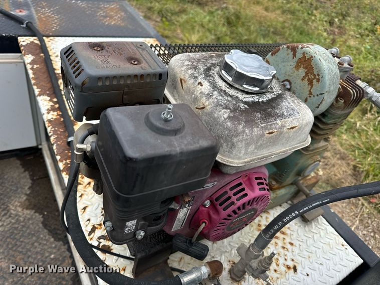 image for item EH7296 Dakota Bodies Inc. 108-SB utility bed