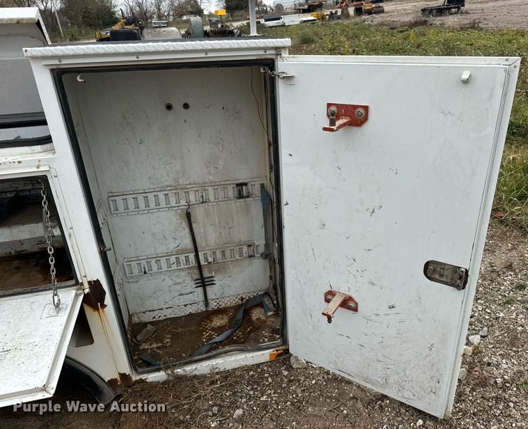 image for item EH7296 Dakota Bodies Inc. 108-SB utility bed