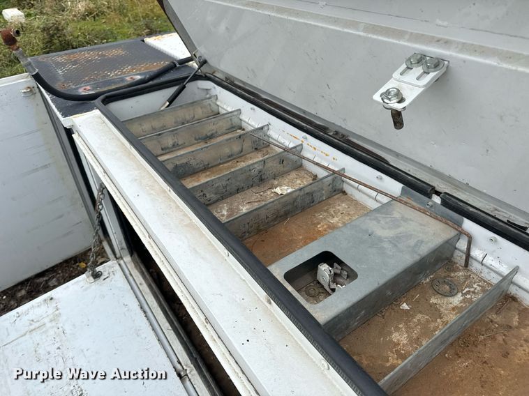 image for item EH7296 Dakota Bodies Inc. 108-SB utility bed