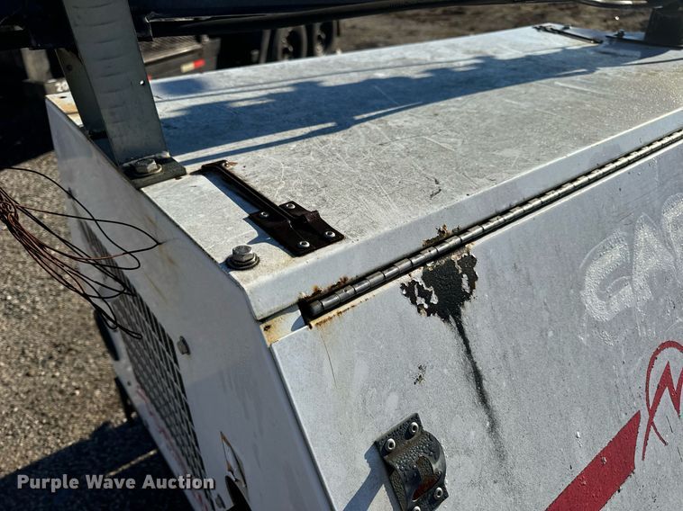 image for item EH7301 2005 Magnum MLT4060MMH light plant