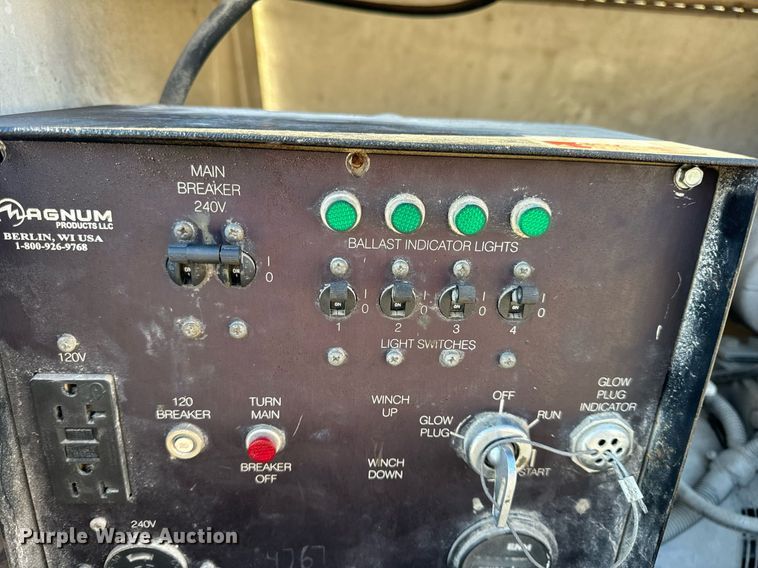 image for item EH7301 2005 Magnum MLT4060MMH light plant
