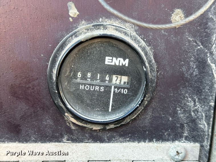 image for item EH7301 2005 Magnum MLT4060MMH light plant