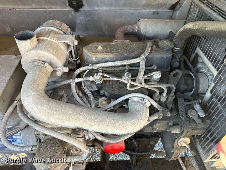 image for item EH7301 2005 Magnum MLT4060MMH light plant