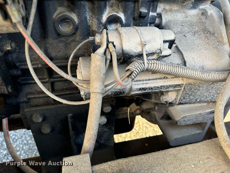 image for item EH7301 2005 Magnum MLT4060MMH light plant