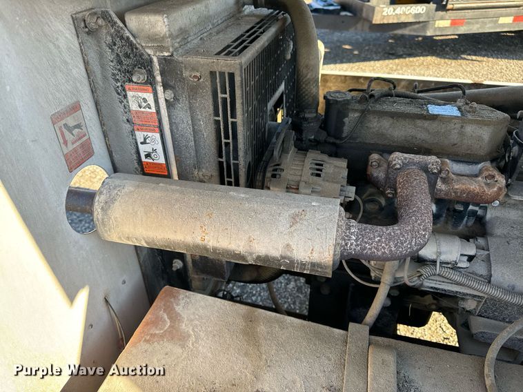 image for item EH7301 2005 Magnum MLT4060MMH light plant