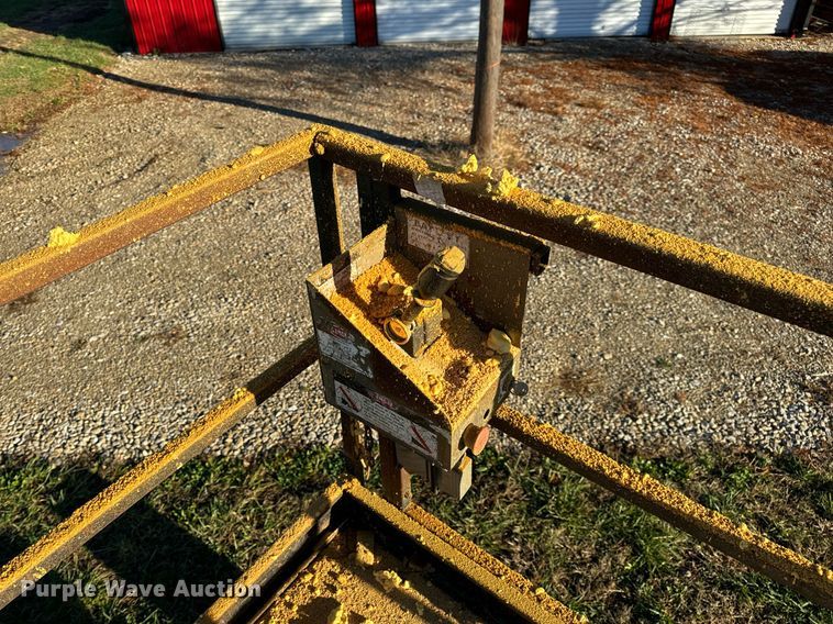 image for item EH7317 1987 Economy SPL-2660 scissor lift