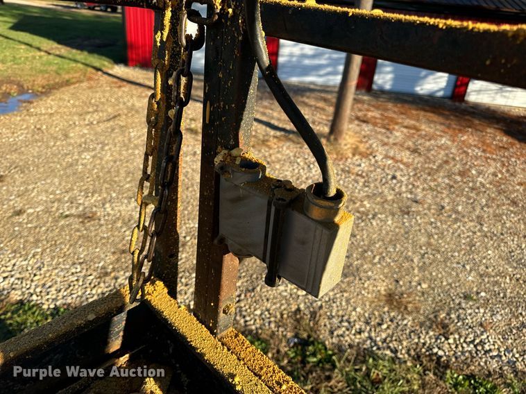 image for item EH7317 1987 Economy SPL-2660 scissor lift