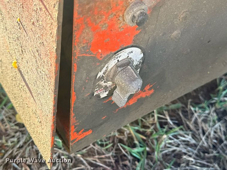 image for item EH7317 1987 Economy SPL-2660 scissor lift