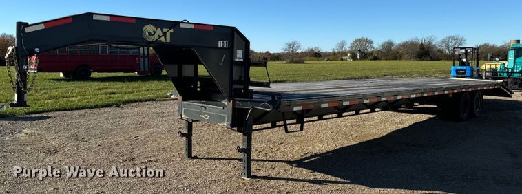 image for item EH7318 2022 Tex Fab Mfg LLC 20DO-35+5GN equipment trailer