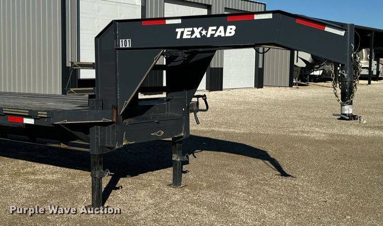 image for item EH7318 2022 Tex Fab Mfg LLC 20DO-35+5GN equipment trailer
