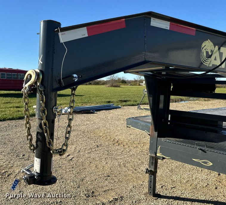 image for item EH7318 2022 Tex Fab Mfg LLC 20DO-35+5GN equipment trailer