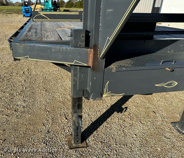 image for item EH7318 2022 Tex Fab Mfg LLC 20DO-35+5GN equipment trailer