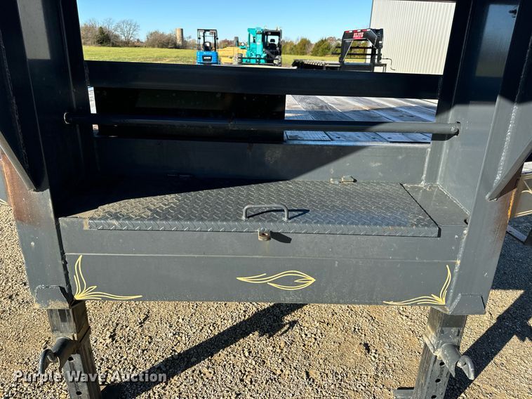 image for item EH7318 2022 Tex Fab Mfg LLC 20DO-35+5GN equipment trailer