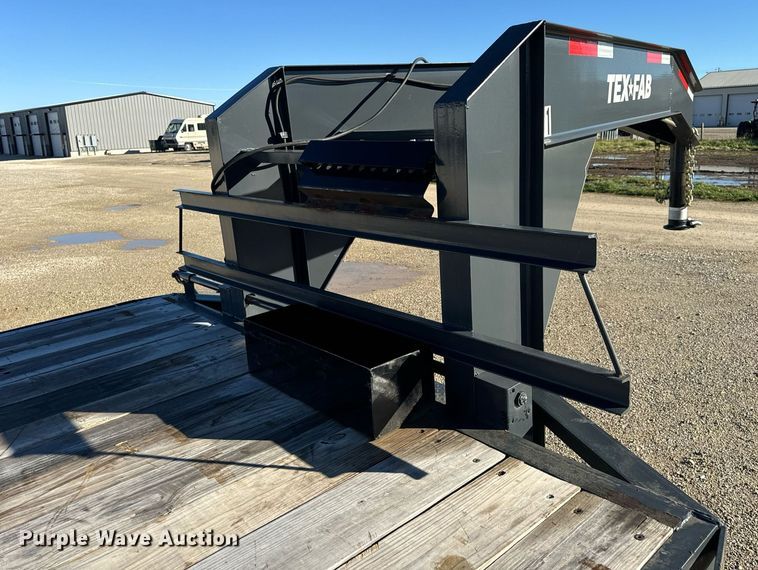 image for item EH7318 2022 Tex Fab Mfg LLC 20DO-35+5GN equipment trailer