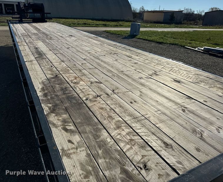 image for item EH7318 2022 Tex Fab Mfg LLC 20DO-35+5GN equipment trailer