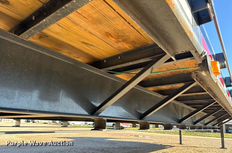 image for item EH7318 2022 Tex Fab Mfg LLC 20DO-35+5GN equipment trailer