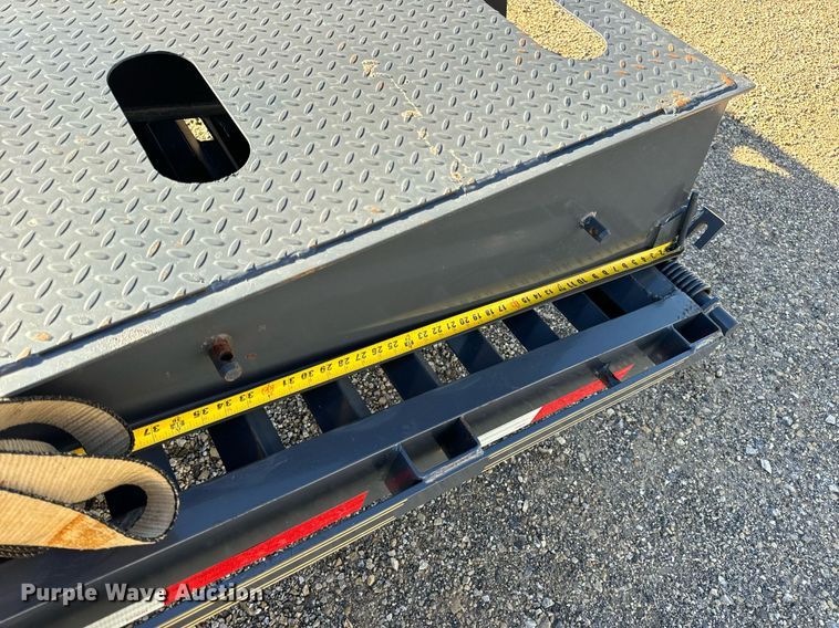 image for item EH7318 2022 Tex Fab Mfg LLC 20DO-35+5GN equipment trailer