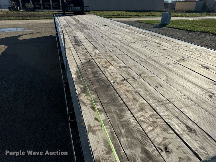 image for item EH7318 2022 Tex Fab Mfg LLC 20DO-35+5GN equipment trailer