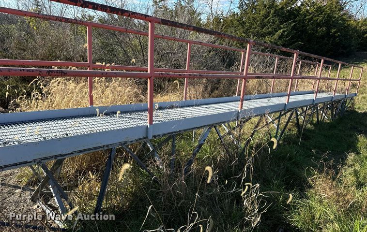 image for item EH7325 (4) catwalk Sections