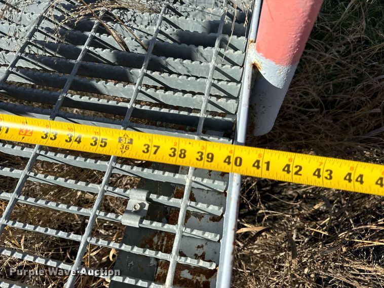 image for item EH7325 (4) catwalk Sections