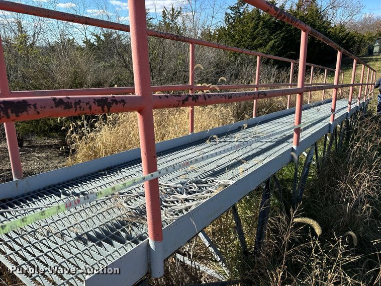 image for item EH7325 (4) catwalk Sections