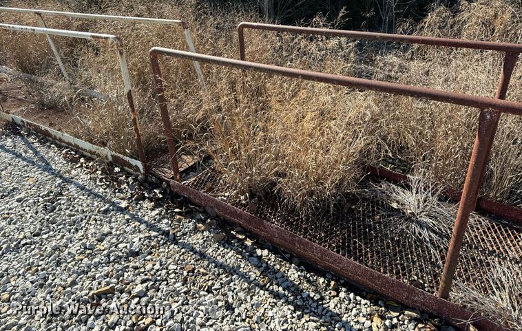 image for item EH7325 (4) catwalk Sections