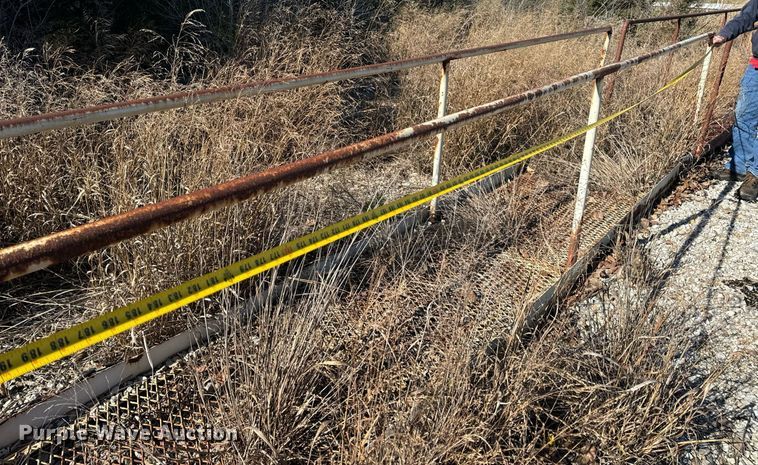 image for item EH7325 (4) catwalk Sections