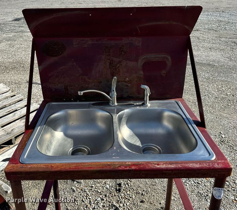 image for item EH7325 (4) catwalk Sections