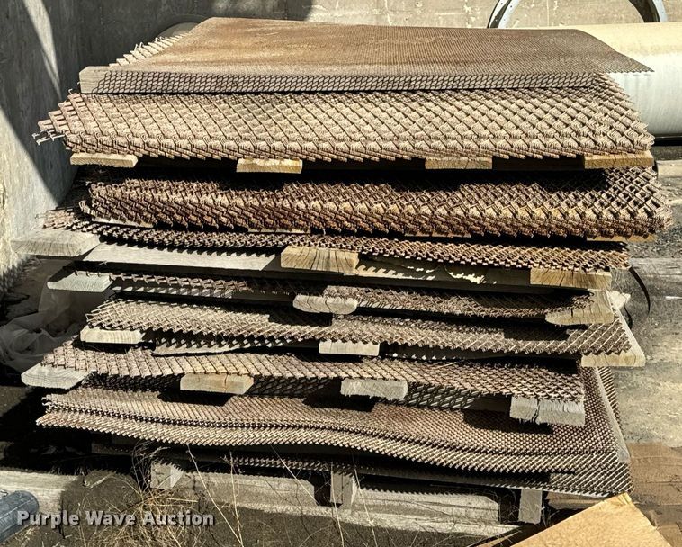 image for item EH7334 Expanded metal 