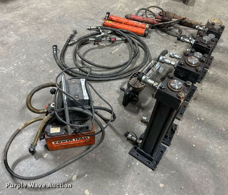 image for item EH7335 Port-a-power