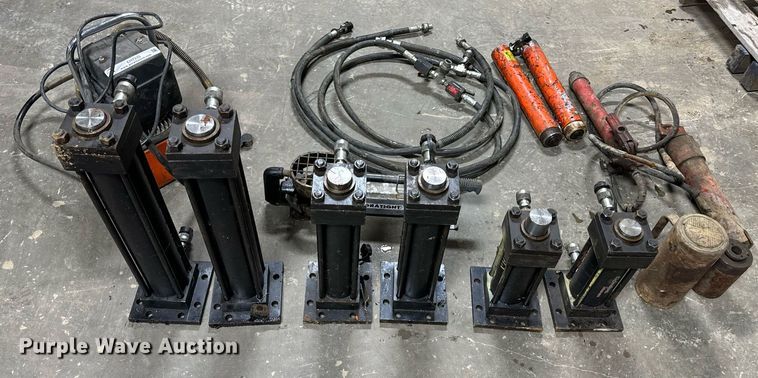 image for item EH7335 Port-a-power