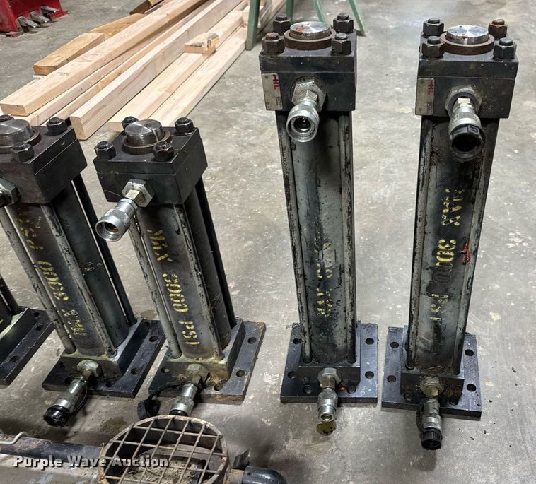 image for item EH7335 Port-a-power