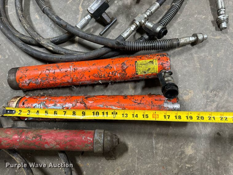 image for item EH7335 Port-a-power