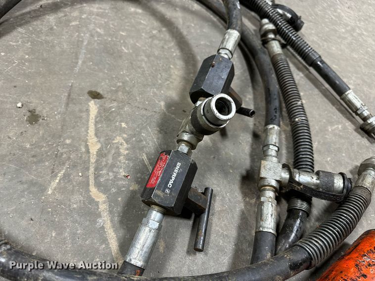 image for item EH7335 Port-a-power