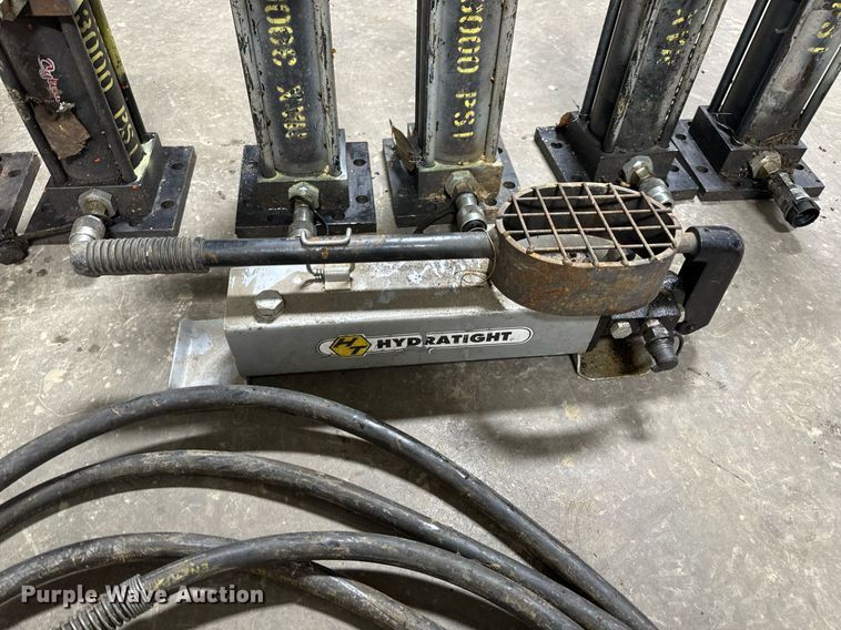 image for item EH7335 Port-a-power