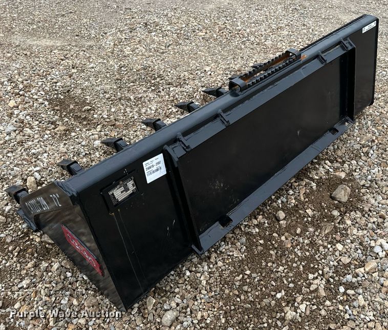 image for item EH7341 2024 Teran BKT26272 skid steer bucket