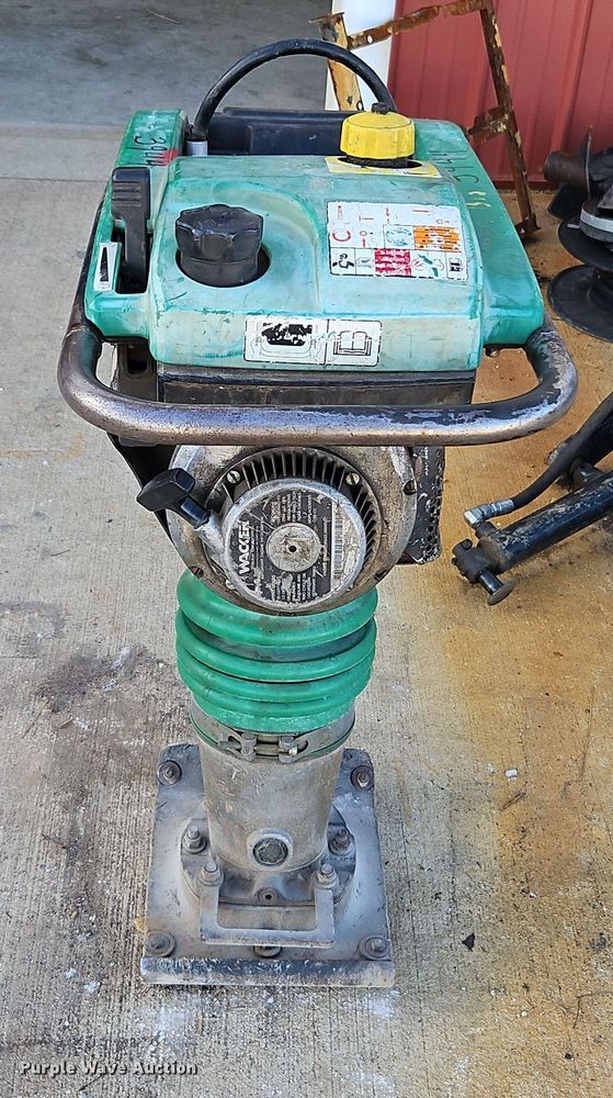 image for item EI8544 Wacker  BS60-2 plate compactor